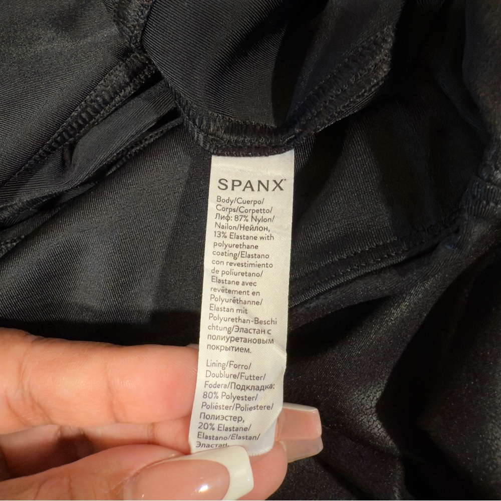 Spanx Women's Faux Leather Leggings Black Size 1X New NWT Slimming Pants‎ - Picture 13 of 13